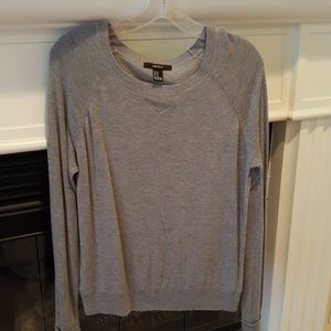 Forever 21 Gray long sleeve sweater size M